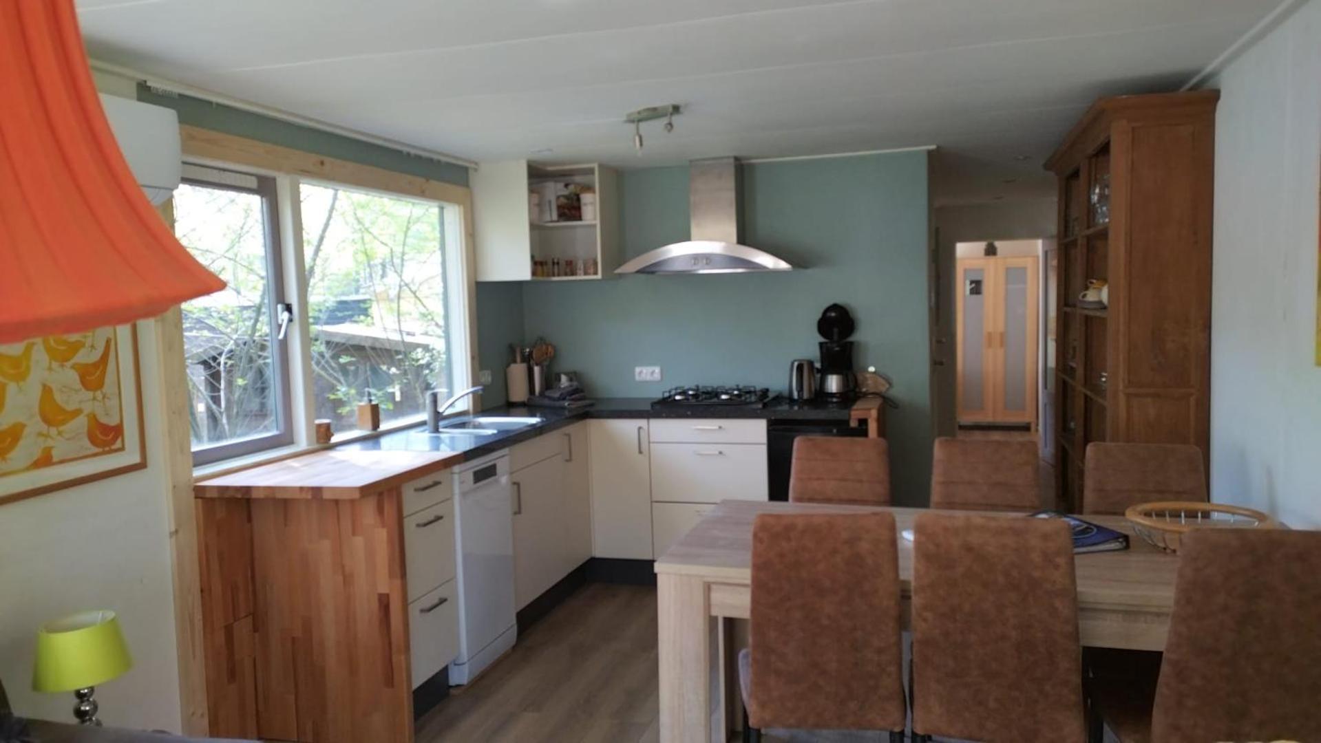 Wulft 47 Zonnig Gezellig 6P Chalet Met Zwembad In Bosrijke Omgeving Op Familie Camping De Vossenburcht IJhorst Eksteriør billede